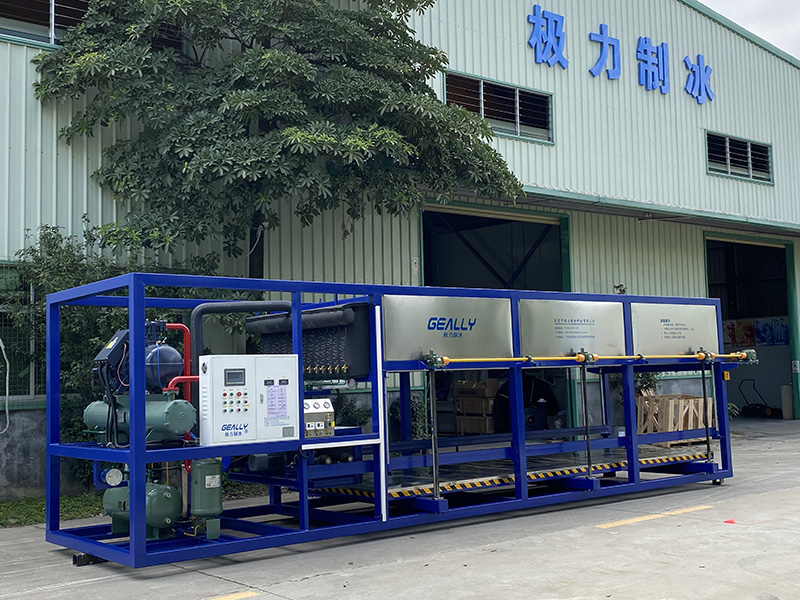 A 10-ton direct-cooling block ice machine from a customer in Shanxi